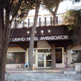 Hotel Ambasciatori, ormai chiuso